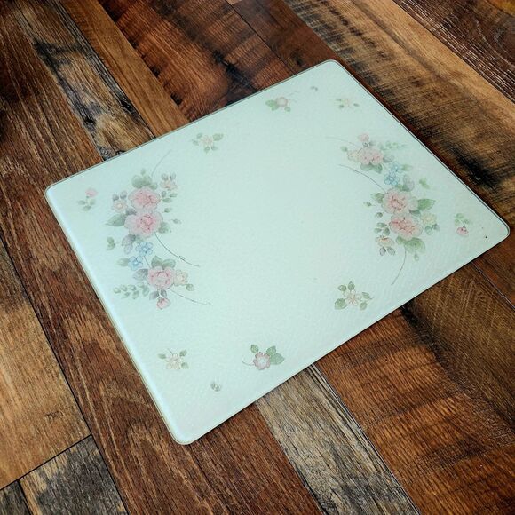 Vintage Pfaltzgraff Tempered Glass Square Cutting Board in Tea Rose Pattern - Picture 1 of 6